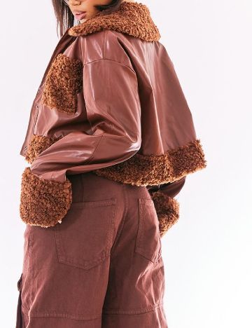 Jacheta PrettyLittleThing, maro