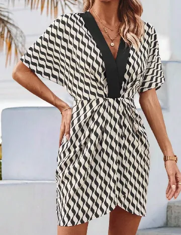 Rochie scurta SHEIN, crem/negru Crem
