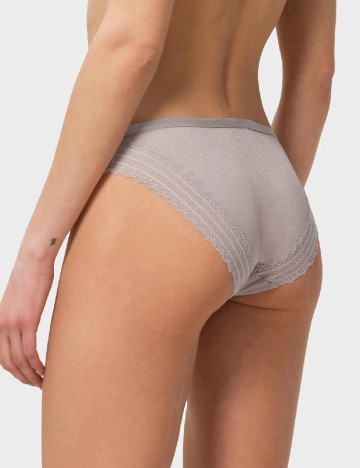 Chilot Triumph, gri