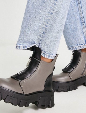 Ghete Public Desire, gri