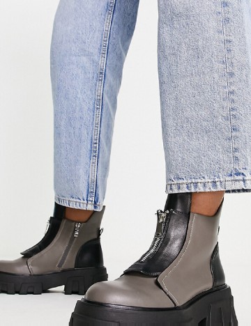 Ghete Public Desire, gri