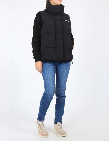 Vesta IQ, negru Negru