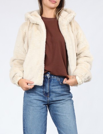 Jacheta Stradivarius, bej