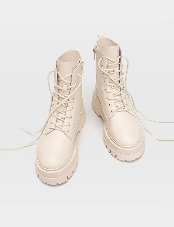 Ghete Stradivarius, crem Crem