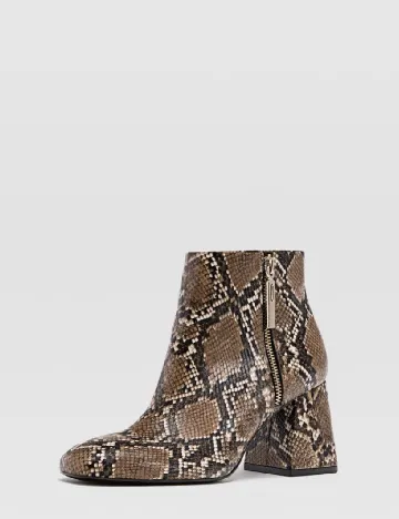 Botine Stradivarius, imprimeu sarpe Animal print
