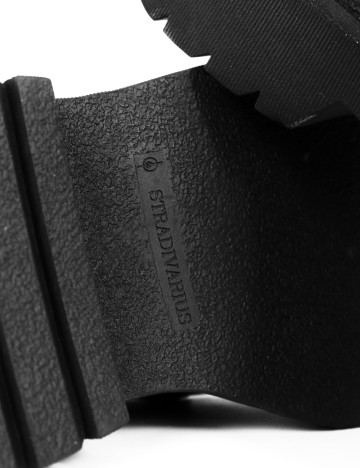 Ghete Stradivarius, negru