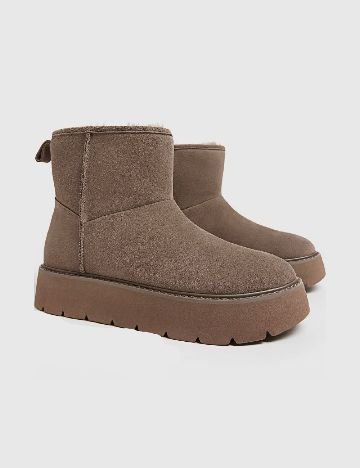 Ghete Stradivarius, maro