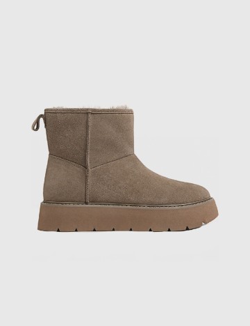 Ghete Stradivarius, maro