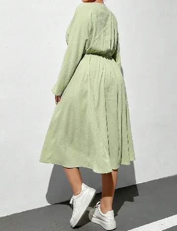 Rochie medie SHEIN CURVE, verde deschis Verde
