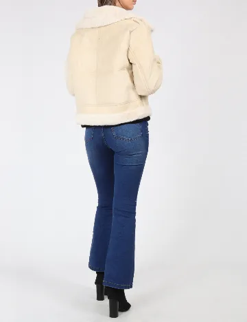 Jacheta Stradivarius, crem Crem