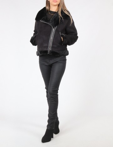 Jacheta Stradivarius, negru