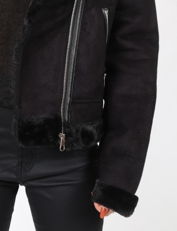 Jacheta Stradivarius, negru