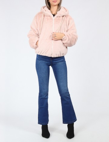 Jacheta Stradivarius, roz