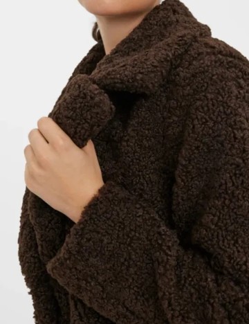 Jacheta Vero Moda, maro