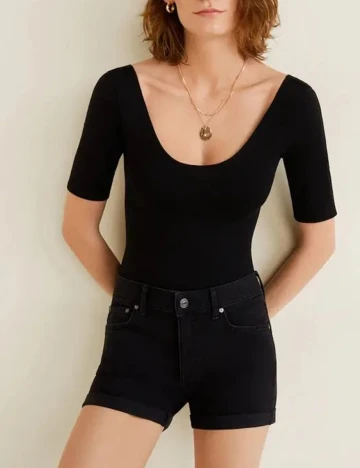 Pantaloni scurti Mango, negru Negru