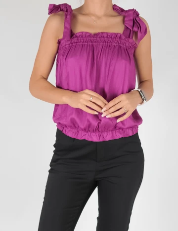 Top Reserved, magenta
